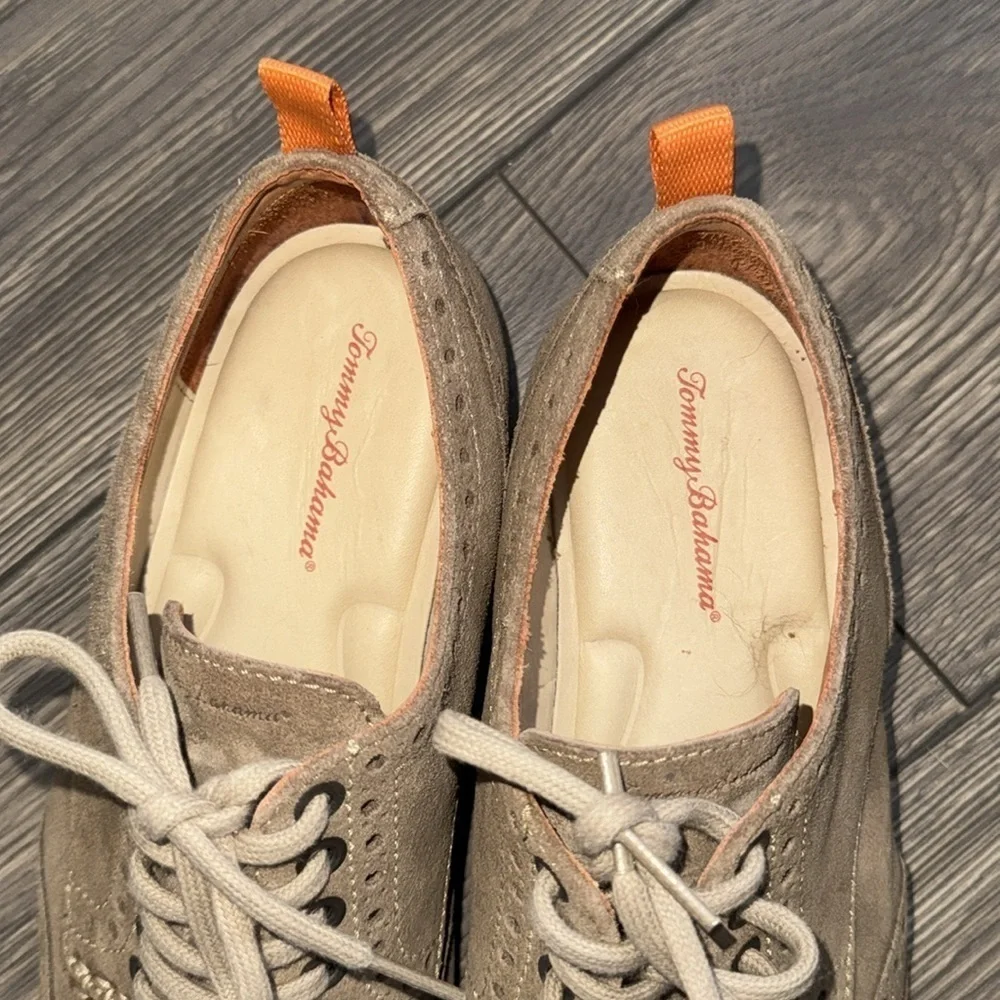 Tommy Bahama shoes image